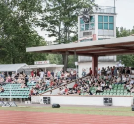 Stadion Überdachung